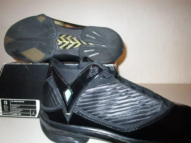 USED size 13 Nike, Jordan and Adidas Shoes in Men's Shoes in City of Toronto - Image 2