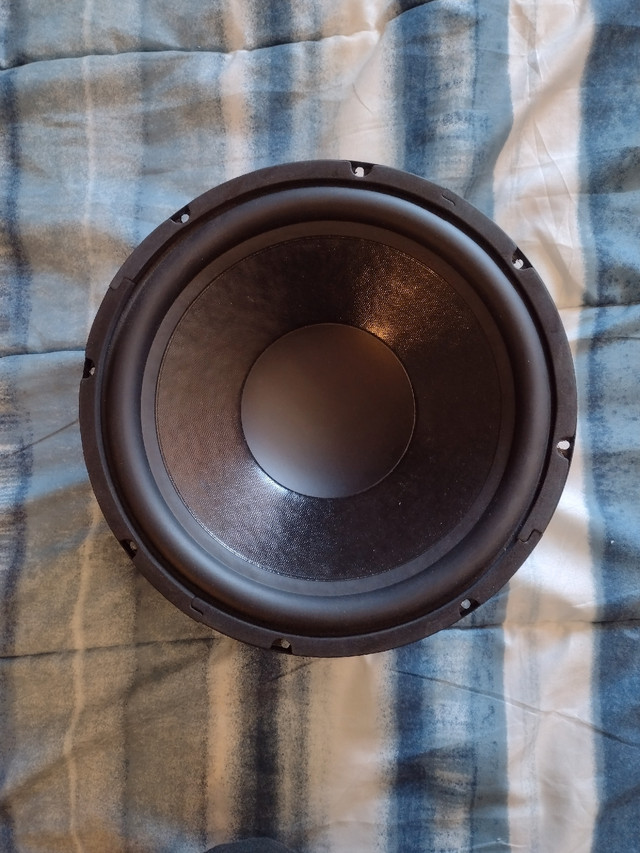 Nice 12" Subwoofer  in Speakers in North Bay