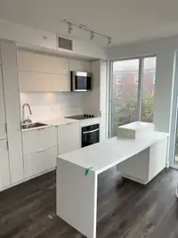 One bed room condo for rent at Burlington lakeshore waterfront 