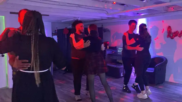 SALSACHATA LATIN DANCE PARTY504021034521088004
