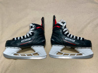 BAUER Ice skates Size 7.5