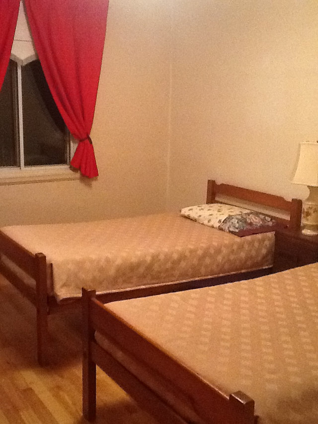 Chambre à louer / Room for rent in Room Rentals & Roommates in City of Montréal - Image 2