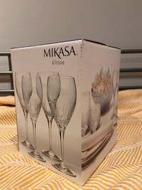 Mikasa Orion Goblet Glass Set of 4