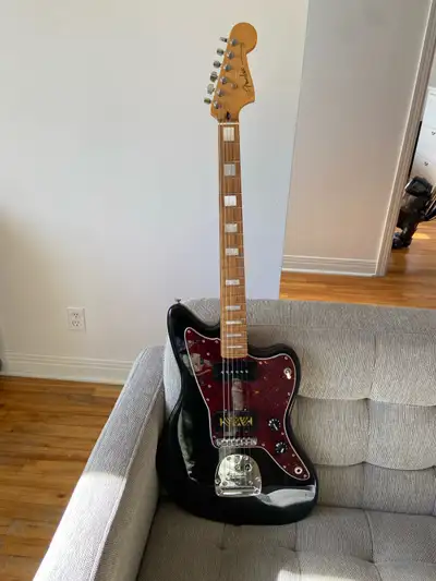 Fender jazzmaster, View more