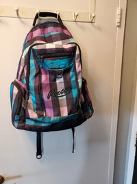  Roots    Backpack 