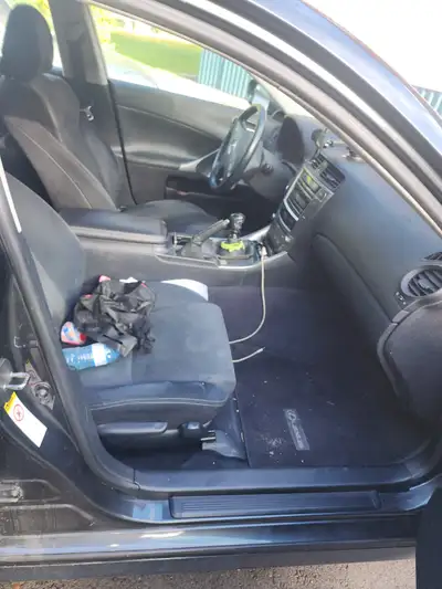 Rear find, 2010 lexus IS250, 199281 km, 6 speed manual transmission, rear wheel drive, sport rims, l...