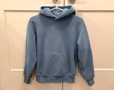 - Aritzia TNA Cozy Sweatfleece Perfect Hoodie - Size: XS - Midweight fleece - Kanga pocket - Double-...