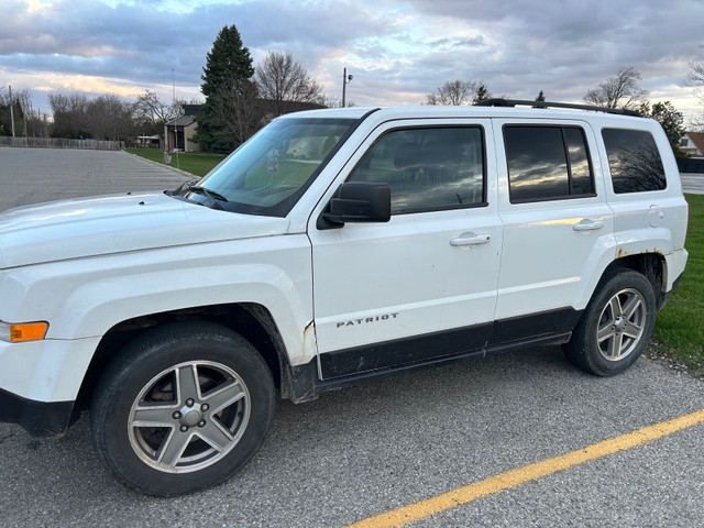 2014 Jeep Patriot in Cars & Trucks in Chatham-Kent - Image 2