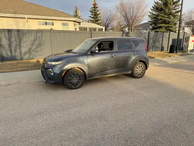 For sale 2020 Kia soul 2.0 4cylinder automatic front wheel drive, Korean made car 9100km on it, neve...
