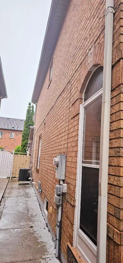 1 Bedroom Basement
