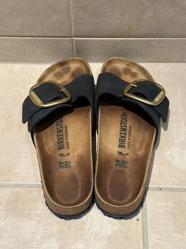 Birkenstock - Women’s Madrid Big Buckle Sandals - EUC62863284696451124