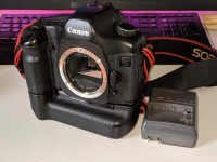 Canon  5D DSLR    Full Frame Camera + Battery Grip