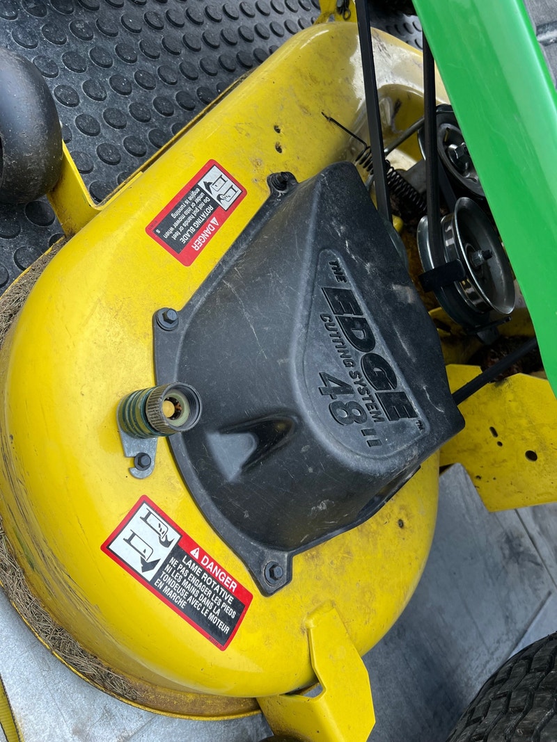 48 inch mower deck off John Deere E160 series lawn tractor Lawnmowers