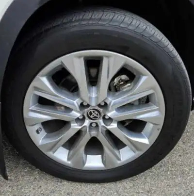 Wanted Toyota Highlander rims and winter tires for 2019 Highlander. Size 245/55R19