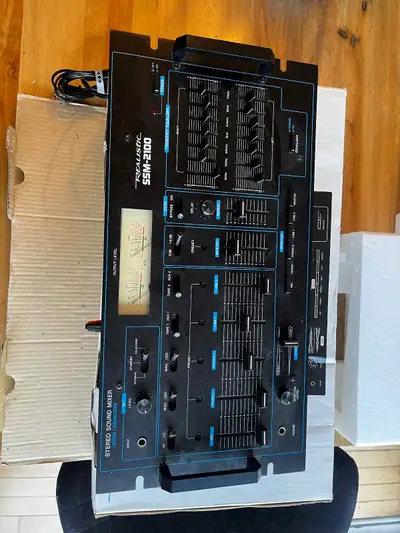 Realistic SSM-2100 Mixer, View more