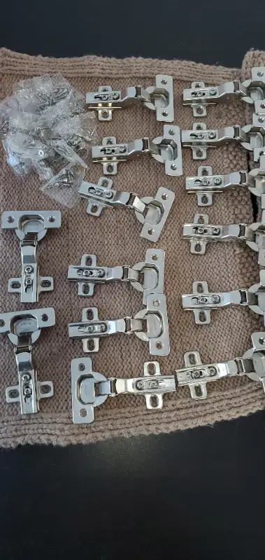 Not soft close Salice kitchen cabinet 30 hinges and screws, View more