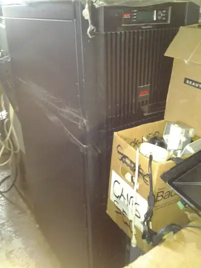 apc symetra smart-ups vt  20kva vt rack  16 battery  canister, View more