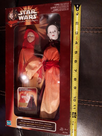 Star Wars Episode 1 Queen Amidala Hidden Majesty figure in box