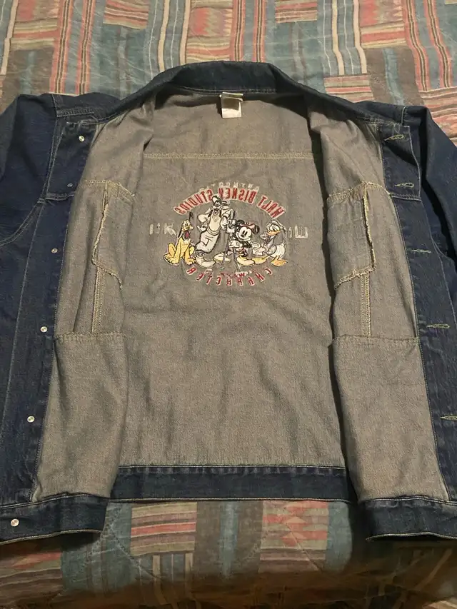 Vintage 90’s Disney Store Denim Jacket Mickey Mouse Men XXL NEW in Men's in Mississauga / Peel Region - Image 6