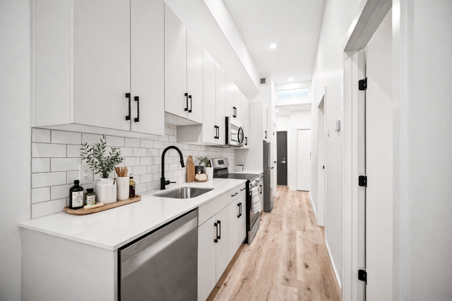 BRAND NEW 2 Bedroom Apartment! In The Heart Of Downtown!