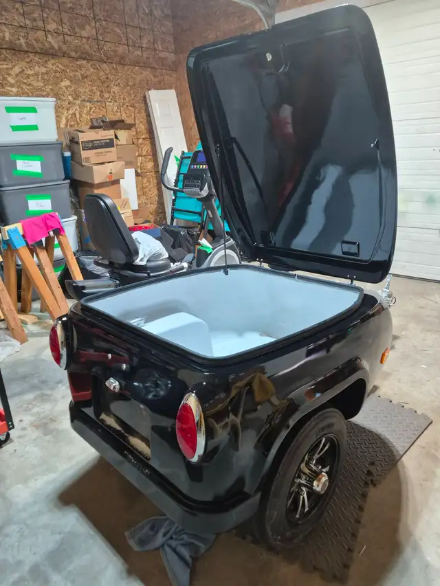 New FreeRider Fiberglass Motorcycle Trailer, Easy Pull in Cargo & Utility Trailers in Kitchener / Waterloo - Image 9