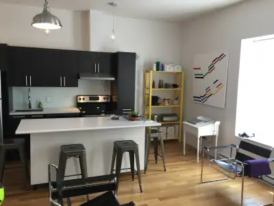 LARGE SUNNY FURNISHED STUDIO ALL INCLUDED - Place des arts