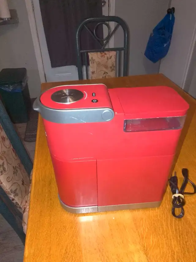 Keurig Mini in Coffee Makers in Cornwall - Image 6