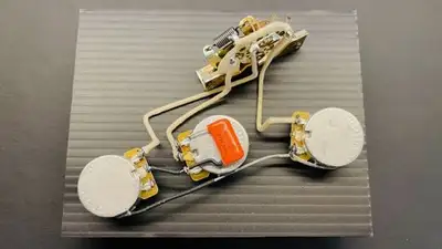 Hand-wired Fender Stratocaster & Telecaster wiring harnesses, View more
