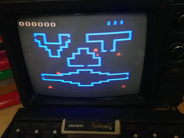 Lot #19 of Atari 2600 video games.  Football ET Super Breakout V in Older Generation in Winnipeg - Image 9
