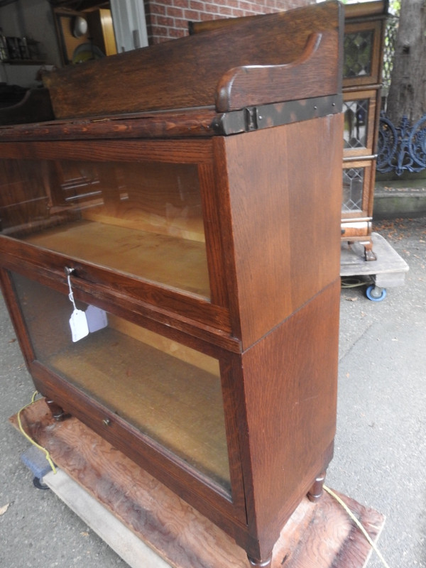 antique barrister bookcase two glass level , gallery top in Bookcases & Shelving Units in Hamilton - Image 4