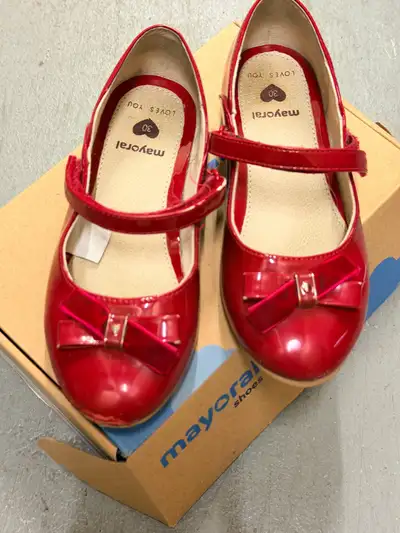 red shoes, View more