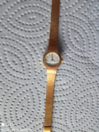 ladies gold watch