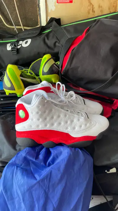 Jordan 13 Retro White Red, View more