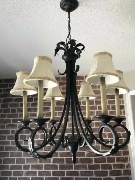 *** Excellent condition chandelier ceiling lighting fixture *** in Indoor Lighting & Fans in Cornwall - Image 2