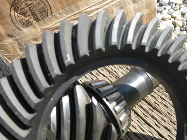 Ring and Pinion in Transmission & Drivetrain in Calgary - Image 3