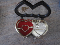 Bijoux/ Boîte à bijoux à cœur double avec couvercle transparent