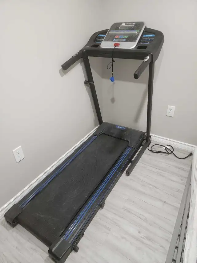 XTERRA Treadmill in Exercise Equipment in Ottawa - Image 2