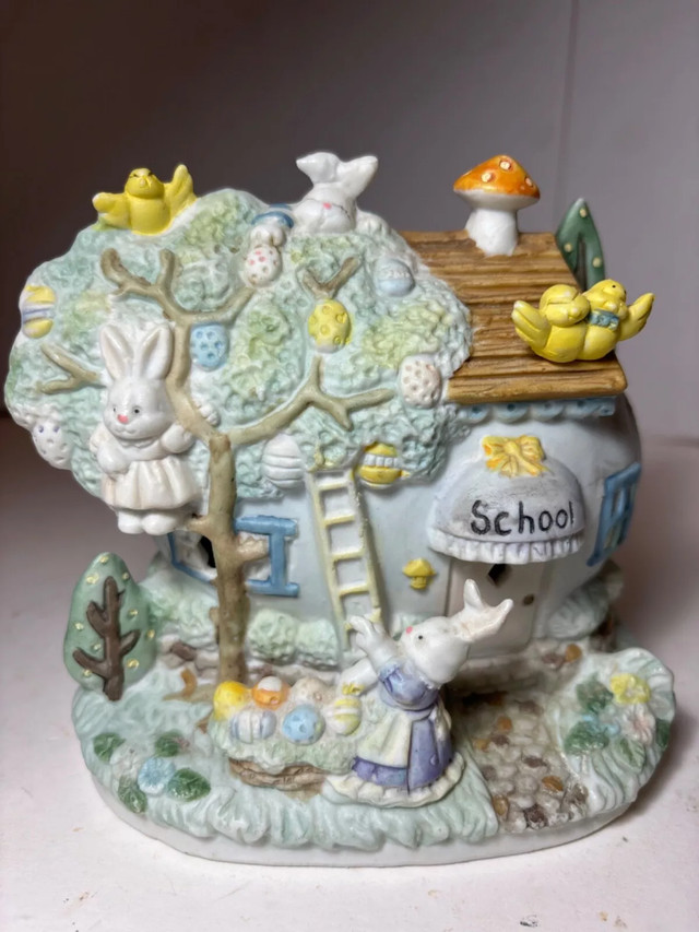 Lighted Easter School House in Arts & Collectibles in Windsor Region
