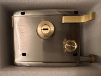 Brand new door lock 12 keys