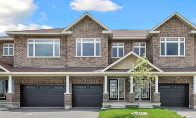 **Please contact MetroCity Property group with all inquiries 613-733-9494 or info@metrocitypg.com**...