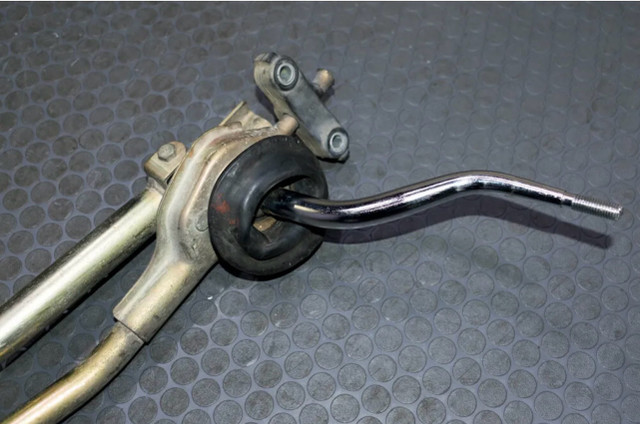 JDM OEM ITR Shifter Linkage (Type R) in Engine & Engine Parts in City of Toronto - Image 2