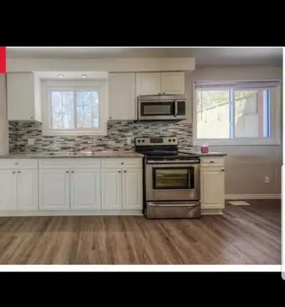 Great location in Waterloo. **NO AGENTS** 3 bedroom + 1.5 bath. Whole house Half a block from plazas...