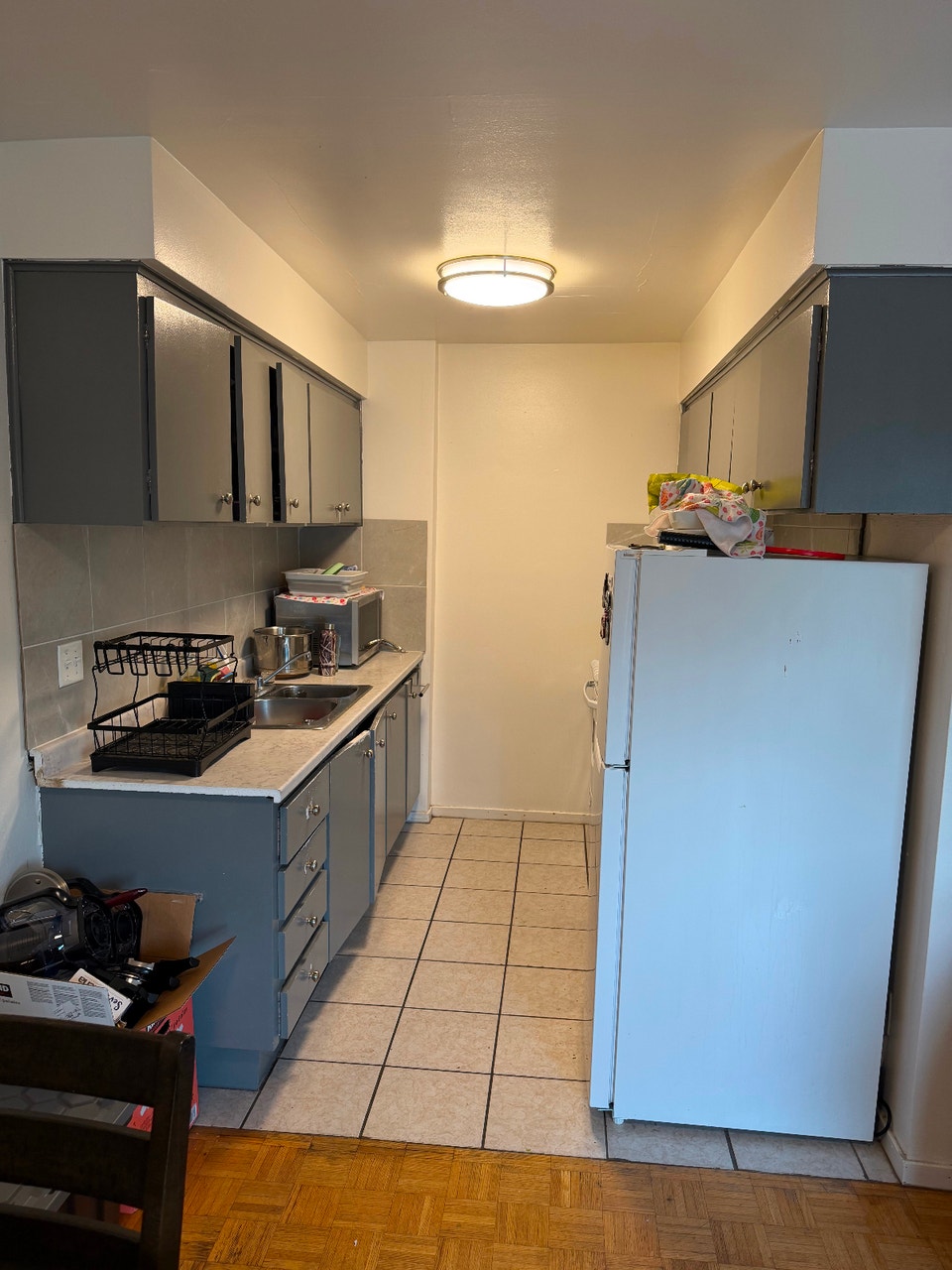 2 bedroom Apartment - available from October 1 4