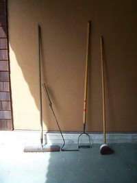 lawn dethatching rake & long landled scrub brush