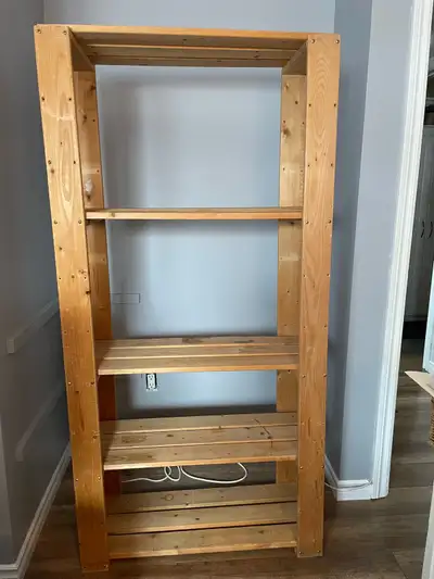 Étagère de bois, View more