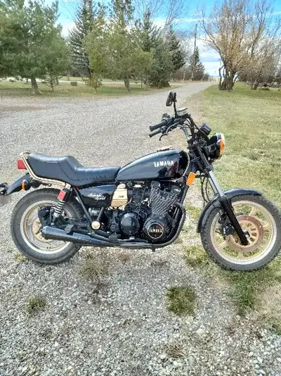 2cd owner, original exhaust,very good condition,registered and driven in Alberta, very rare motorcyc...