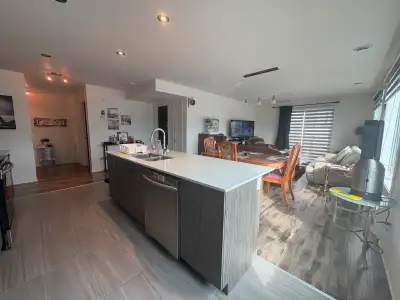 Beau 4 1/2 à louer pour le 1er août à Mirabel, à partir de 1700$/mois. Semi-meublé (électros inclus)...