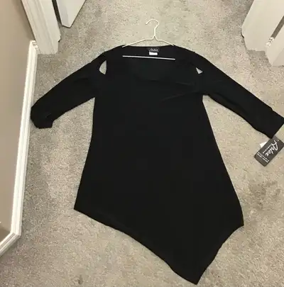 Brand new dress with tag, both party and casual wear. From smoke free and pet free home. FCFS, e-tra...