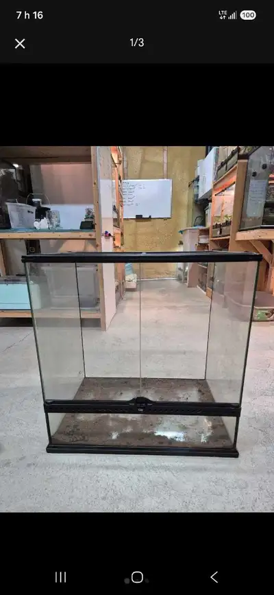 plusieurs terrariums, View more