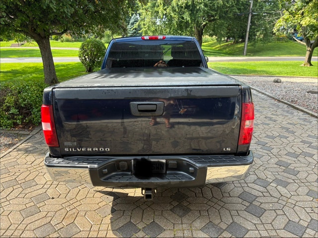 Chevrolet Silverado LS 2009 — photo 3